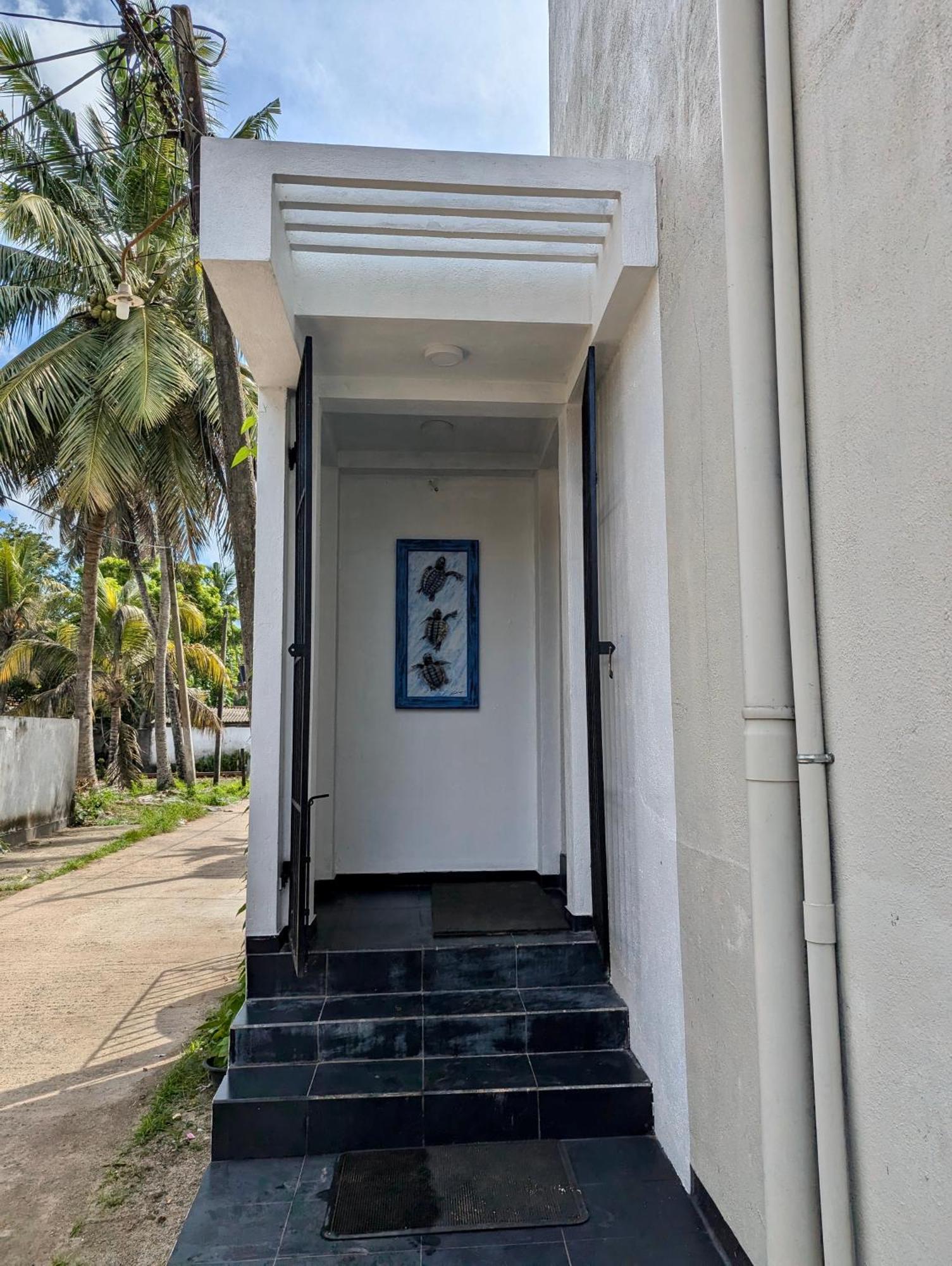 Bliss Apartment Hikkaduwa Esterno foto